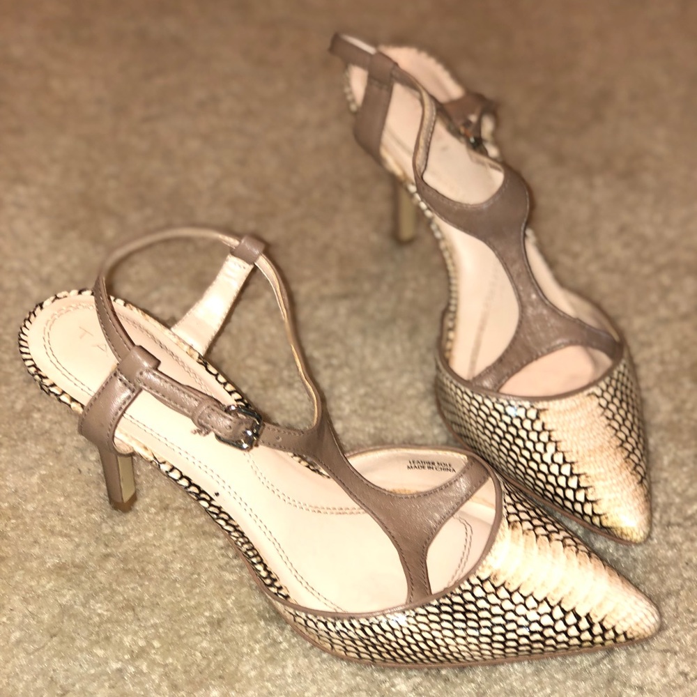 Tahari snake skin heels